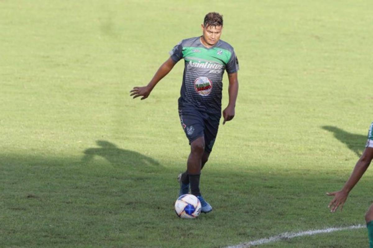 Sin trabajo: Reconocidos jugadores hondureños que siguen como agentes libres