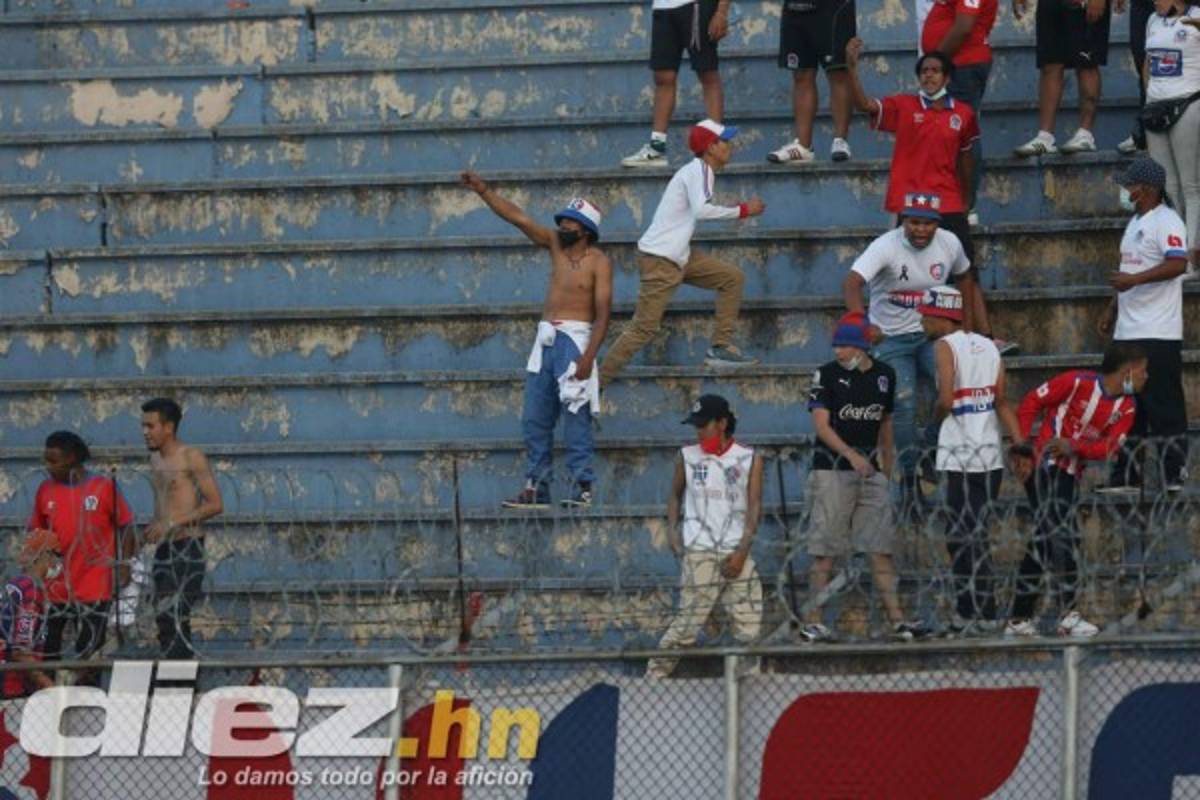 Lo que no se vio en TV: Los disturbios en el Olimpia-Vida, bellas mujeres y estadios llenos