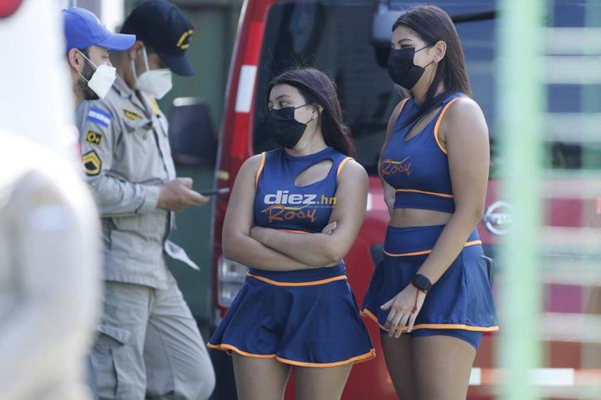 El Yankel Rosenthal se calentó por la goleada: Keosseián se enfrenta con aficionados que también arremeten contra el portero Denovan Torres