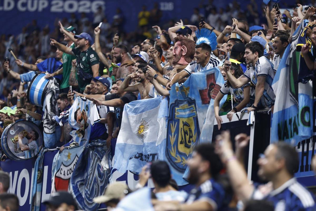 La  Polémica manta de Argentina en la cara de los ingleses y el castigo de FIFA
