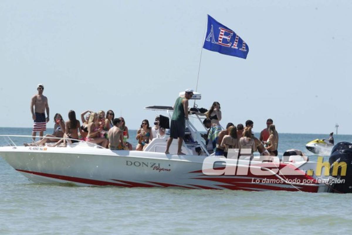 Las bellezas que calientan Fort Myers, lugar donde se concentra Honduras