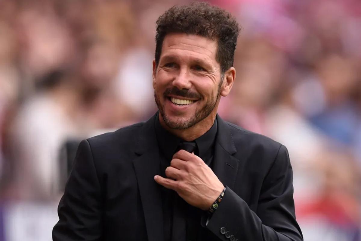 Locura de Simeone en el Atlético: ahora va por el mediocampista más duro tras fichar a Julián Álvarez