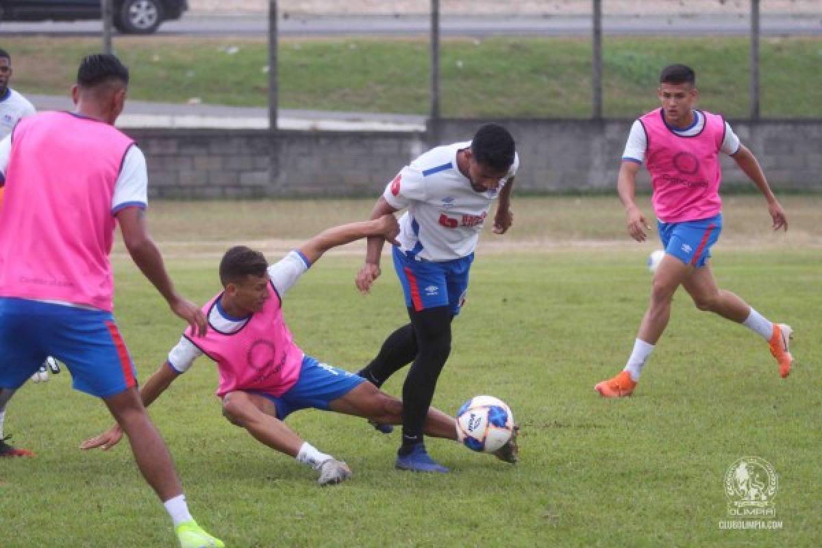 Un día más de trabajo: La alegría de Portillo en los intensos trabajos de Olimpia previo a Marathón