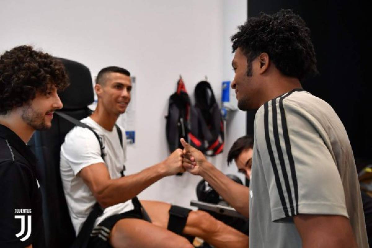 Así recibieron a Cristiano Ronaldo en su primer día de trabajo con la Juventus