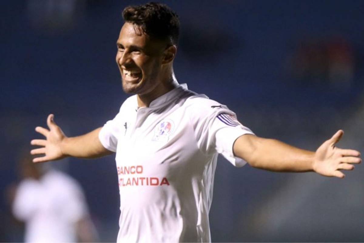 Alex López desea una segunda oportunidad en la Selección Nacional