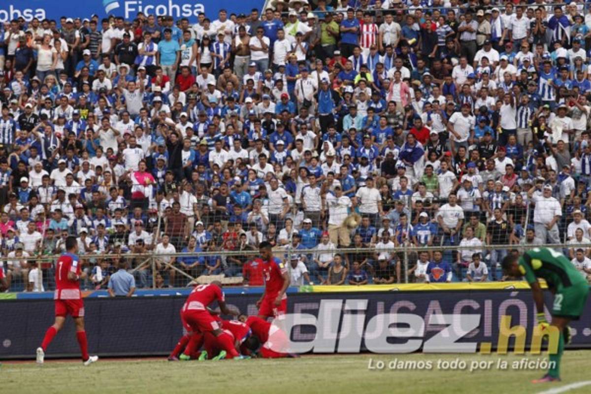 Las imágenes que la televisión no te presentó del Honduras-Panamá