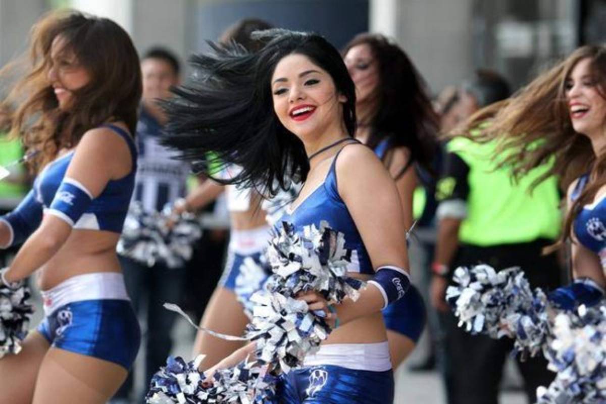 Las infartantes Rayaditas que apoyan a Alberth Elis y al Monterrey