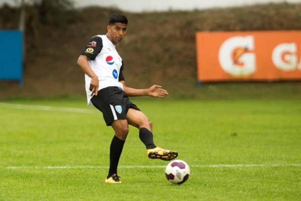 Grandes jugadores que regresaron al fútbol de Centroamérica