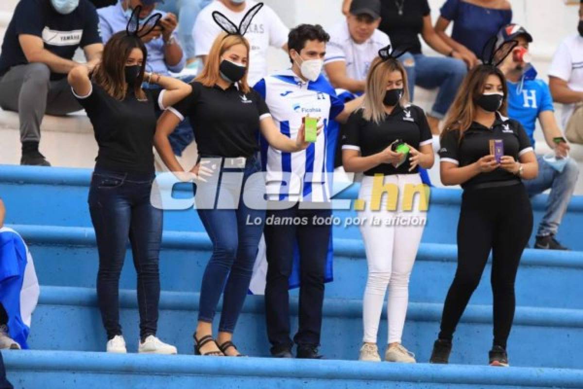 Las bellezas del Honduras vs Estados Unidos: las 'conejitas' acaparan las cámaras y roban corazones