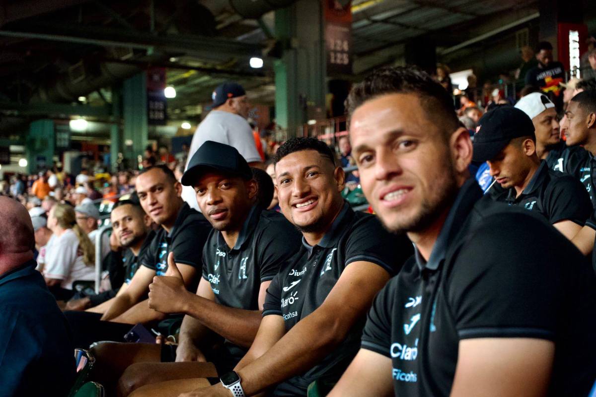 Así disfrutaron los jugadores de la Selección de Honduras junto a Mauricio Dubón en el Minute Maid Park; hubo regalo especial