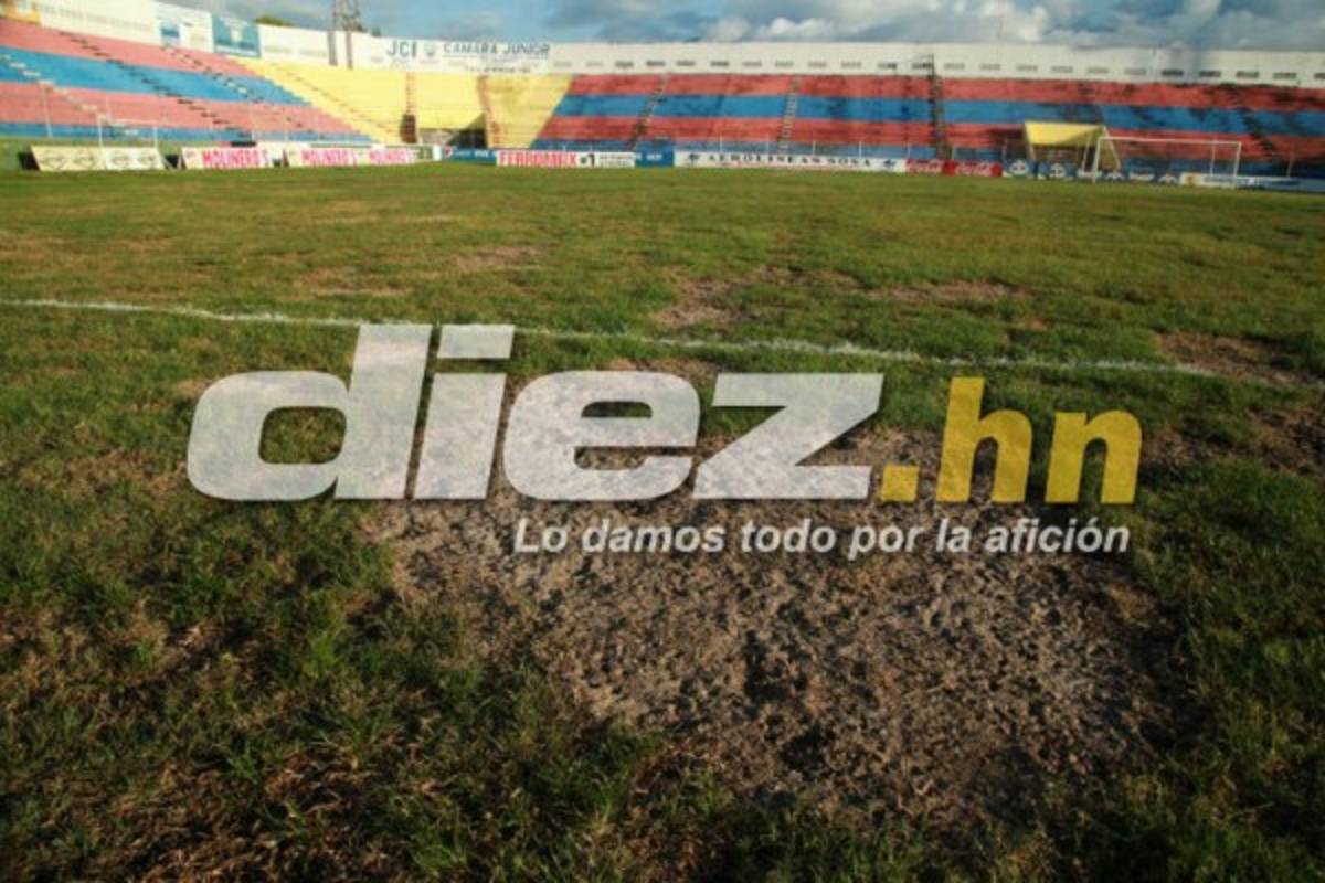 Qué tristeza: Así luce un viejo y deteriorado estadio de La Ceiba