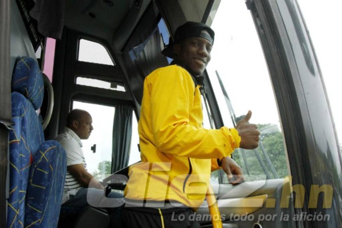 El curioso viaje de Real España a Tegucigalpa, llevaron hasta sus propias cobijas