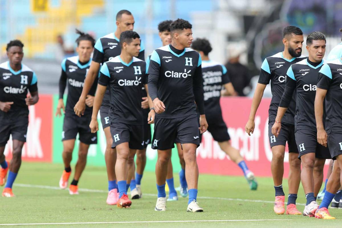 ¿Buba o Menjívar? Rueda pule su listado, el nuevo portero de la Selección; así cerró el morfociclo en el estadio Nacional