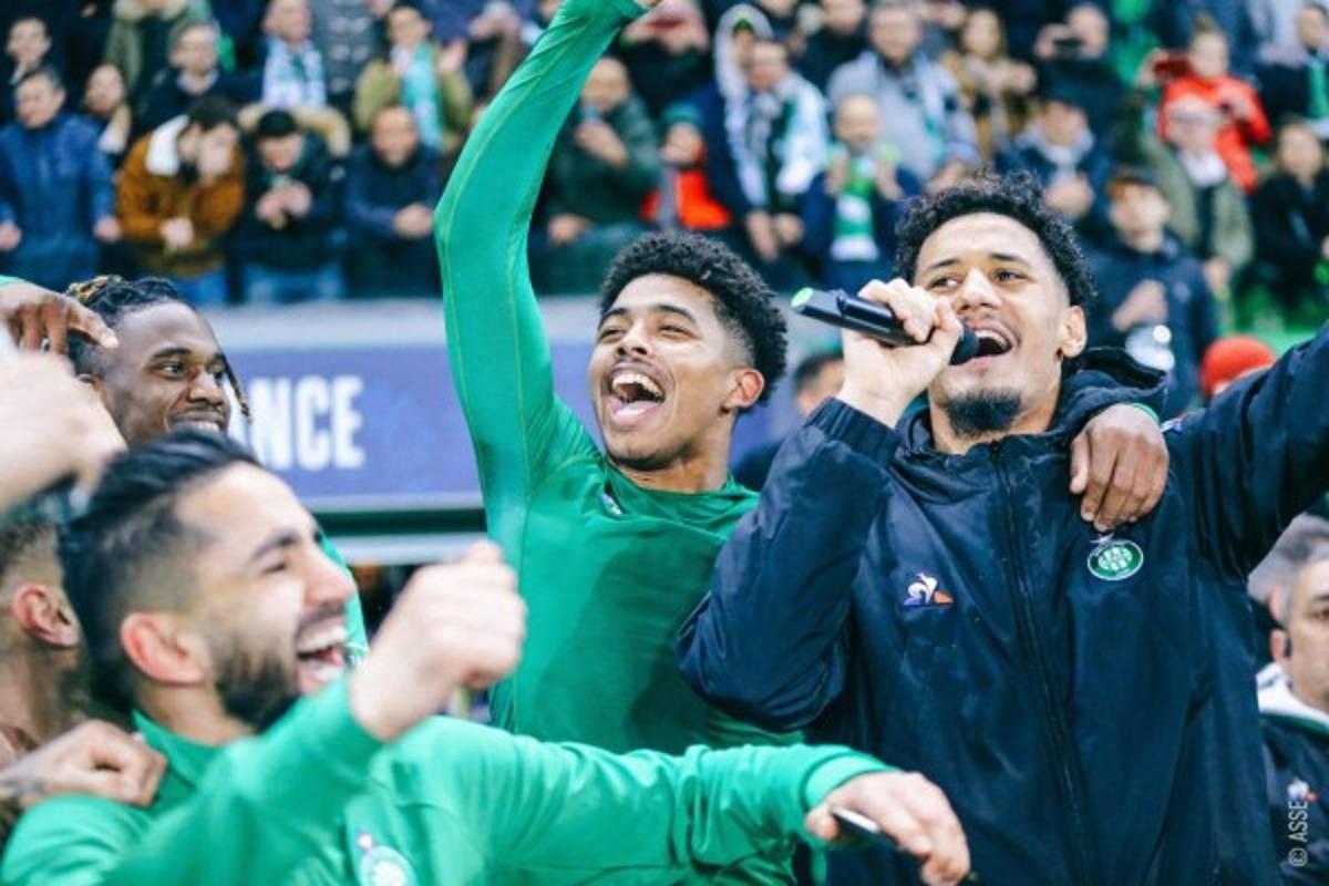 Brutal celebración de un club de Francia que regresa a una final de Copa 38 años después