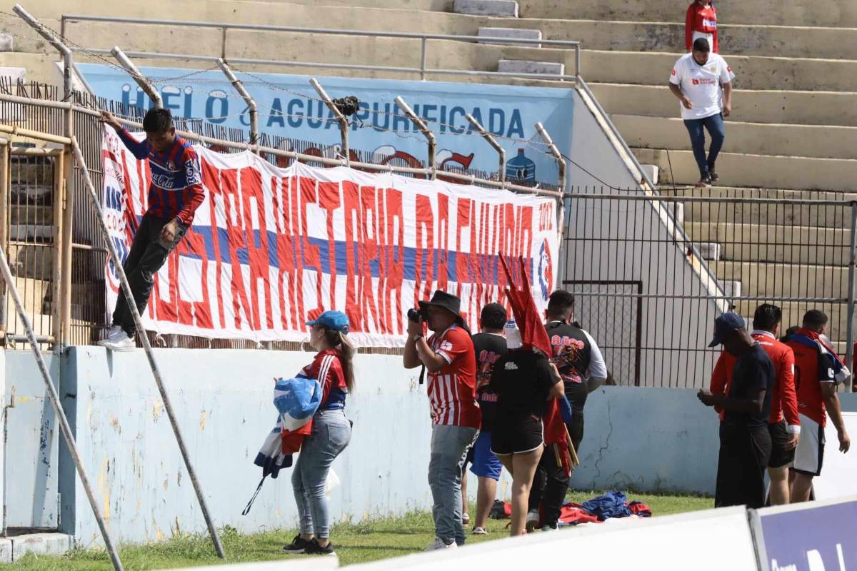 ¡Olimpia fue local en La Ceiba! Las imágenes del histórico partido donde los albos superaron el récord invicto