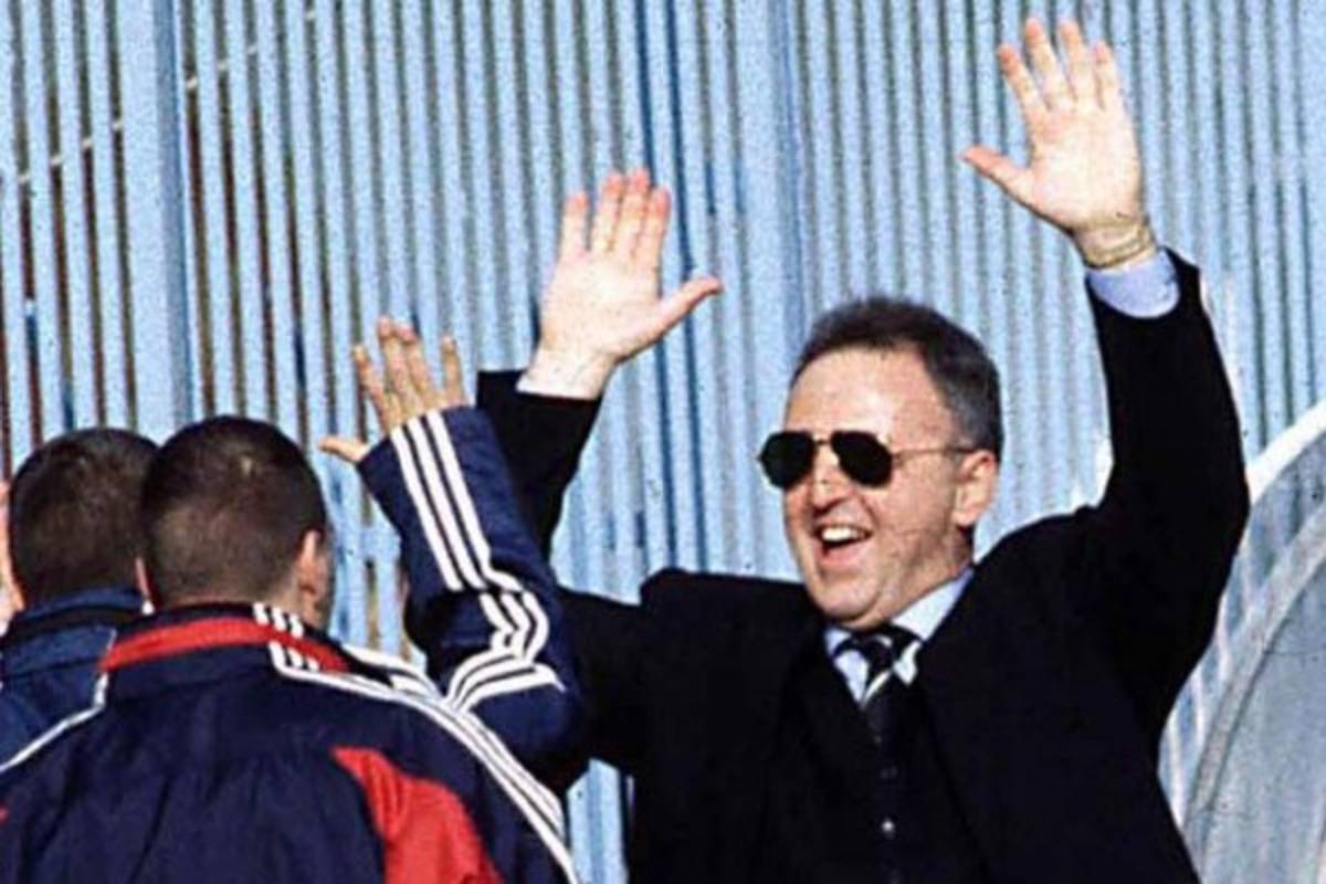 CURIOSO: Grandes dictadores y asesinos que amaron el fútbol