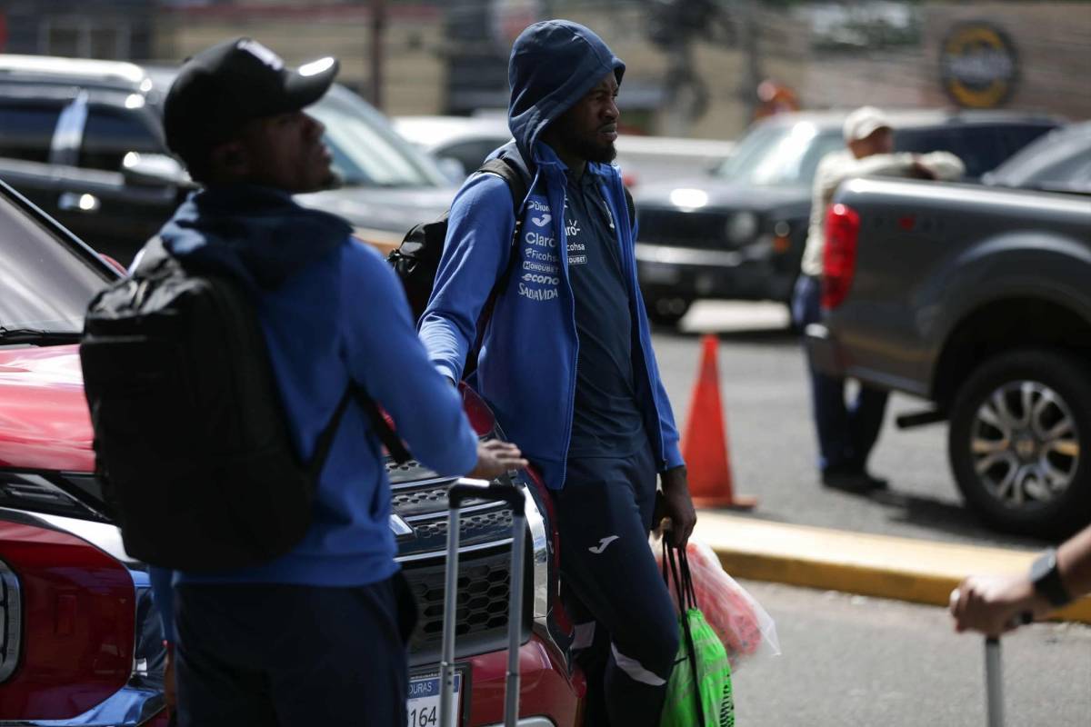 ¿Qué pasó con Rueda, Palma y Kervin? Cabizbajos llegan seleccionados, cuerpo técnico y directivos de Honduras