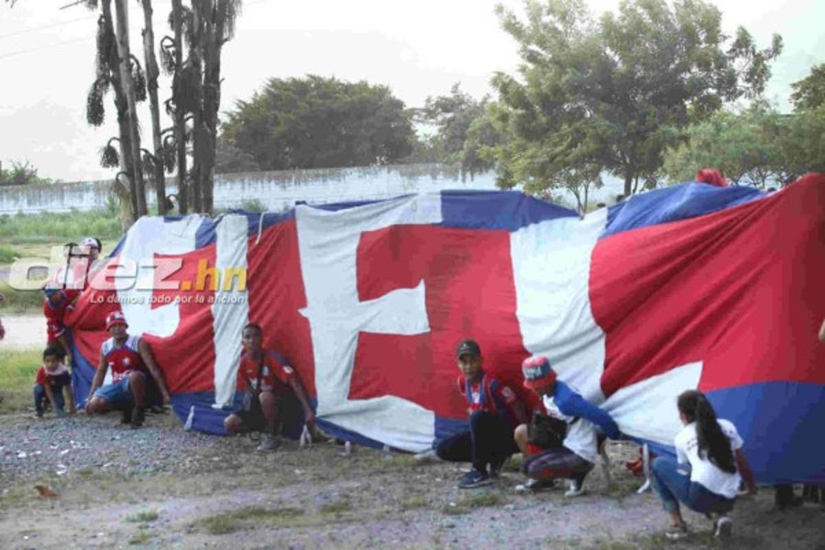 Afición de Olimpia se burla de Motagua antes del clásico en la Pentagonal