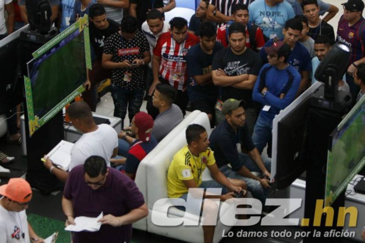 FOTOS: La gran fiesta en el primer día de actividad en el Rey del Fifón 2019 en Tegucigalpa