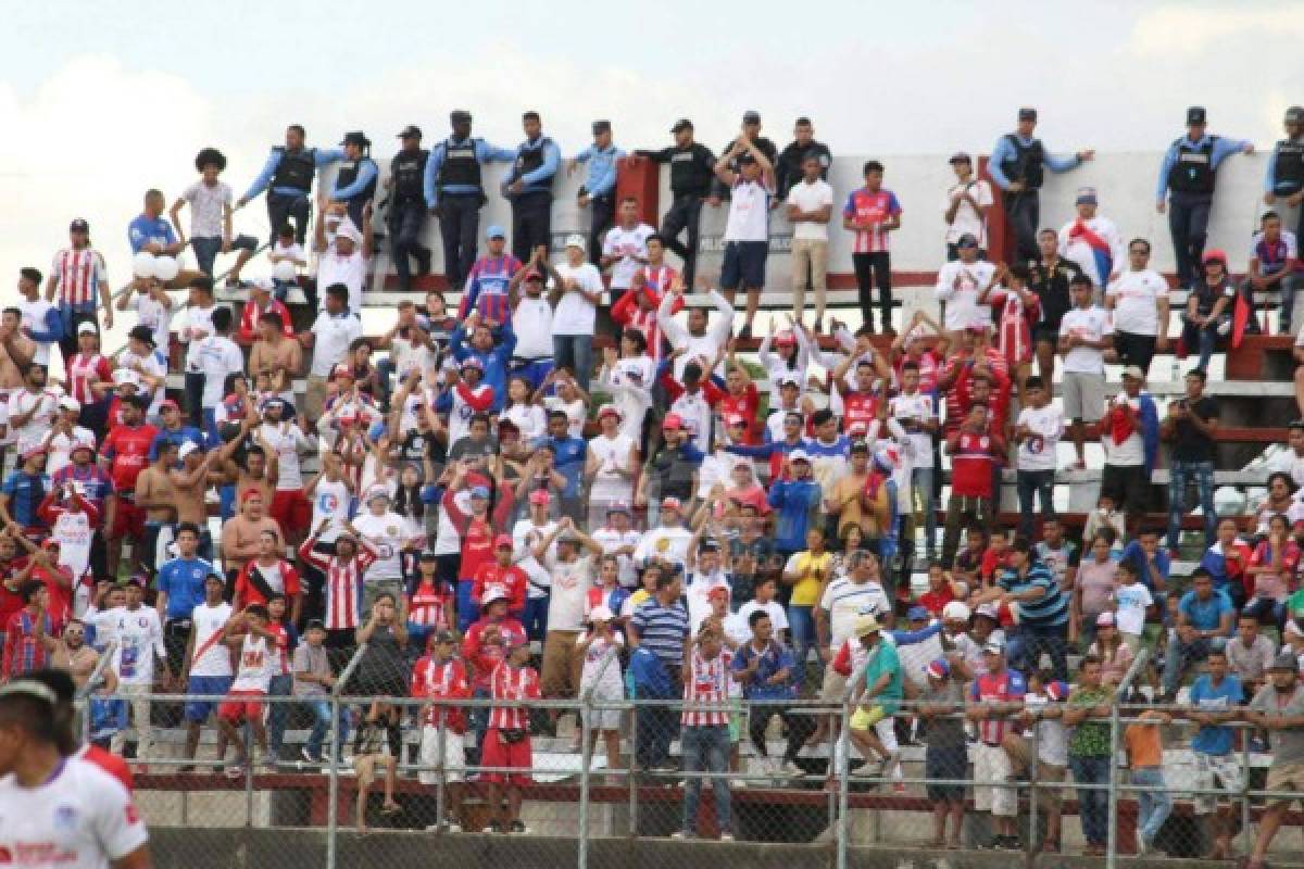 El emotivo festejo de Pedro Troglio, Firulais en la cancha y la fiesta blanca en Tocoa