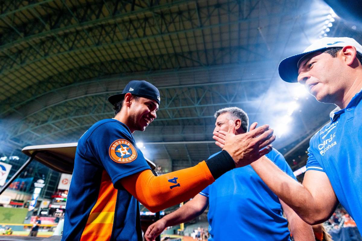 Así disfrutaron los jugadores de la Selección de Honduras junto a Mauricio Dubón en el Minute Maid Park; hubo regalo especial
