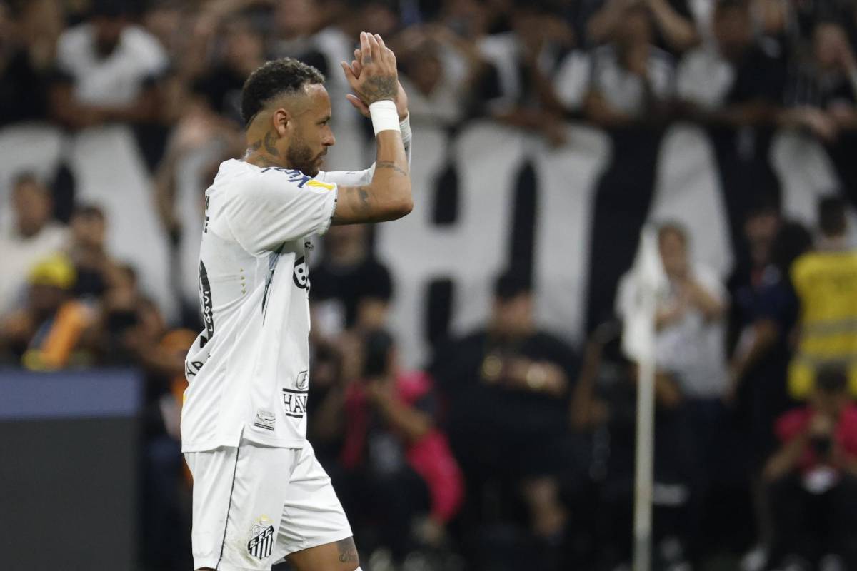 Así fue el reencuentro de Neymar con Memphis Depay y la excusa tras su primera derrota con Santos: “Es muy malo”