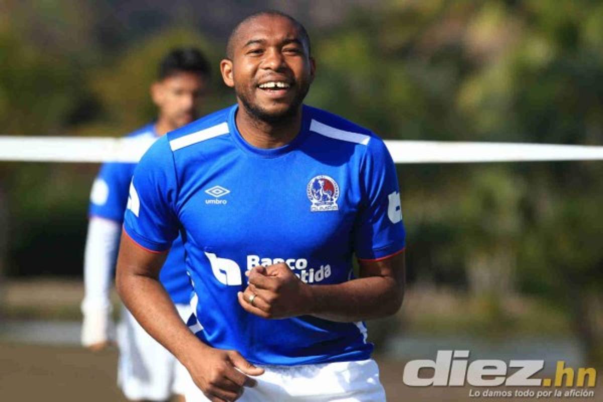 FOTOS: Dos novedades en entreno del Olimpia y Carlo Costly pone alegría en el Marathón