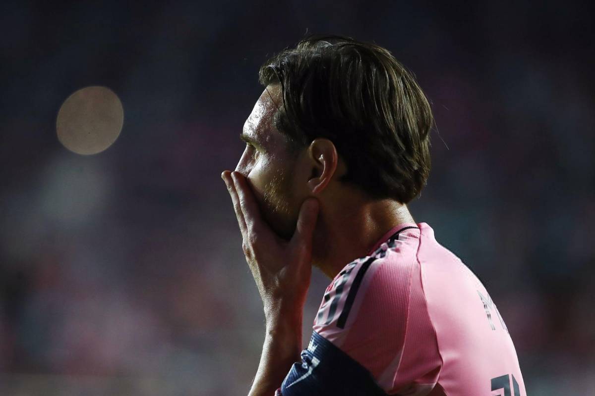 El motivo de la frustración de Messi, el amuleto de Said Martínez no funcionó y el reclamo de Luis Suárez