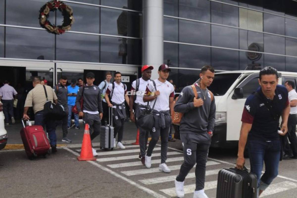 ¡Bien resguardado! Saprissa arriba a Tegucigalpa para disputar el título con Motagua