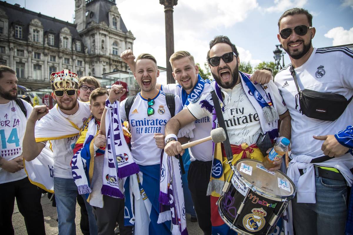 Ambientazo en París por la gran final de la Champions League; los ‘recaditos’ de la afición del Real Madrid para Mbappé