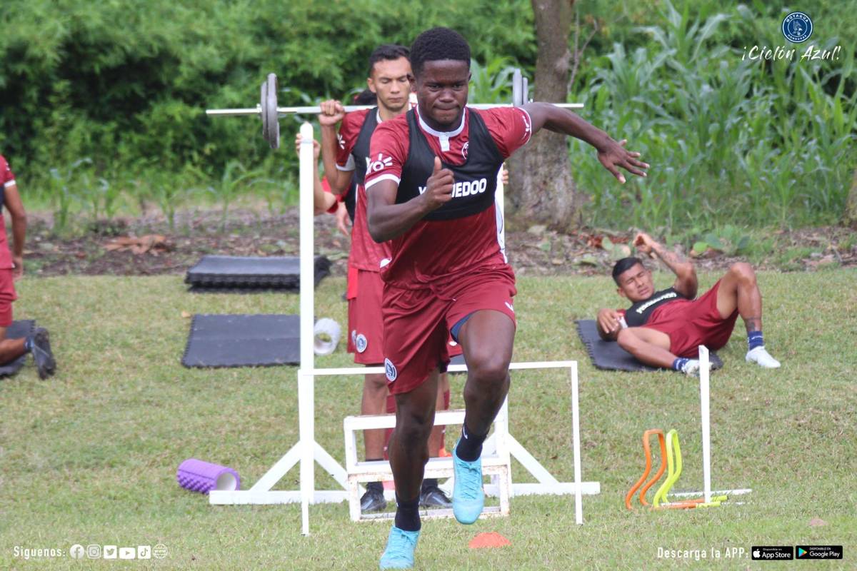 ¿Habrá algún cambio? El 11 titular con el que la Tota Medina y Motagua comenzarán su pelea por retener el título