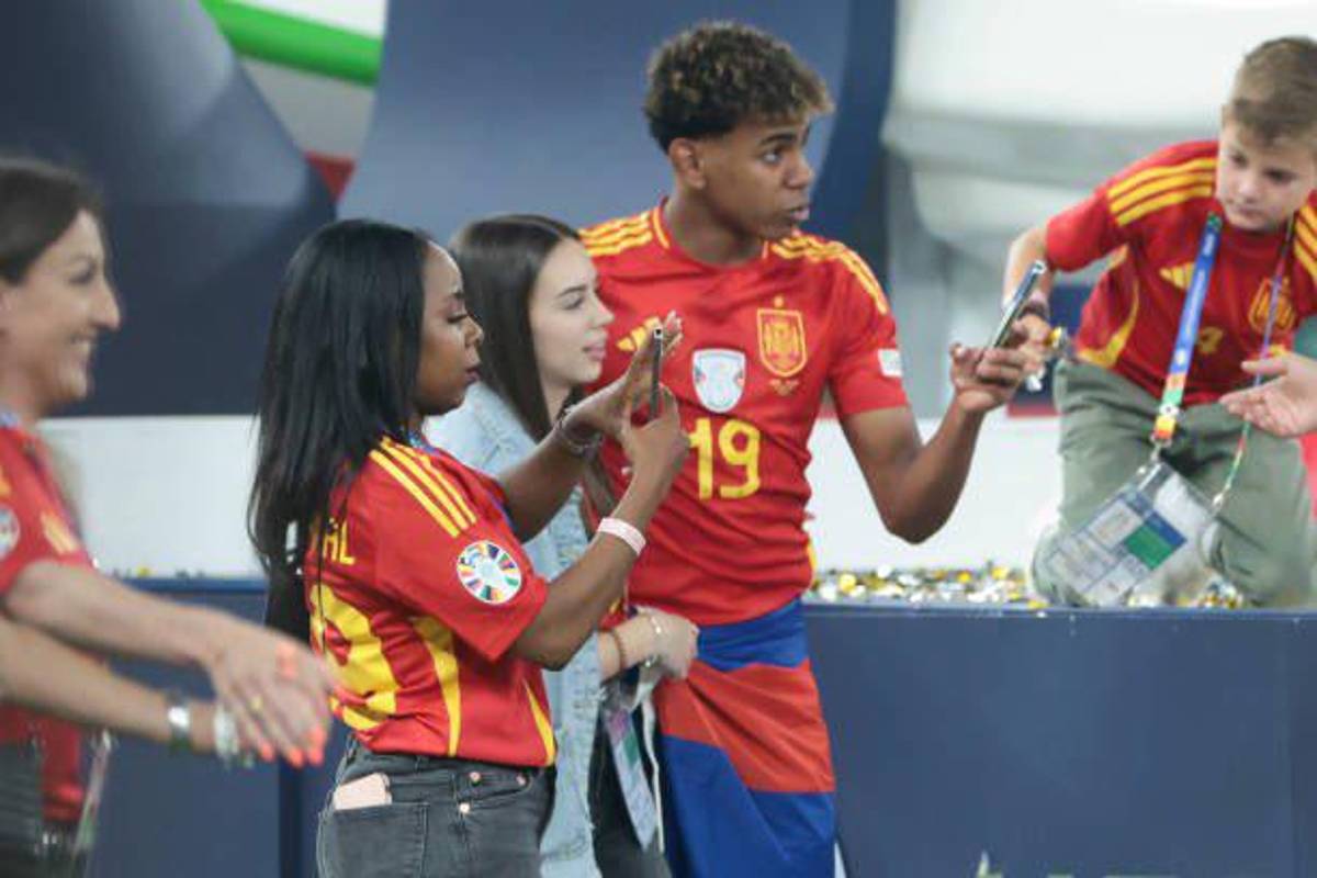 Así es la bella y ‘misteriosa’ novia de Lamine Yamal, la perla de España: ¡captados acaramelados en la Eurocopa!