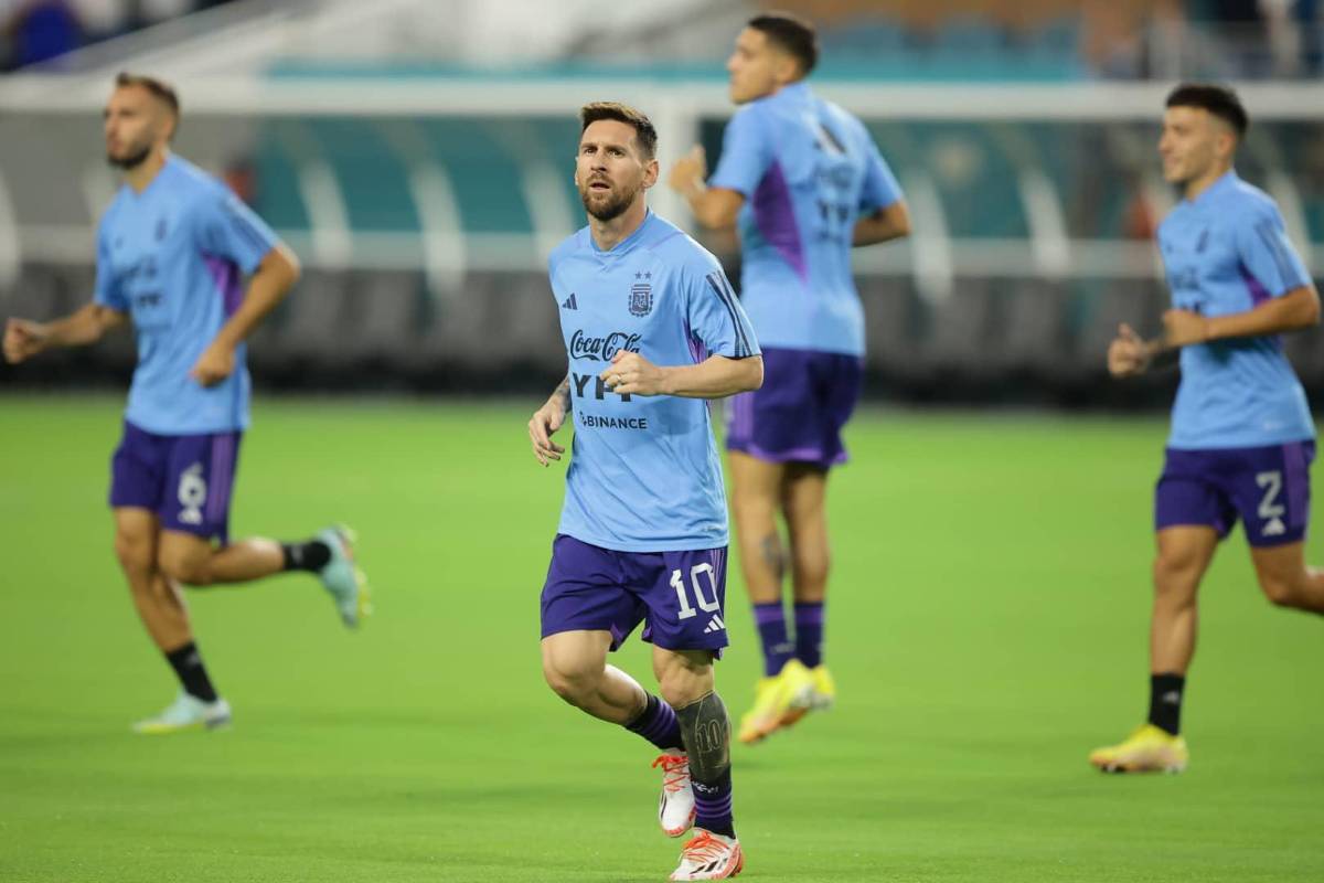 El futbolista de Honduras que intercambió camisa con Messi en el amistoso ante Argentina: se la pidió desde temprano