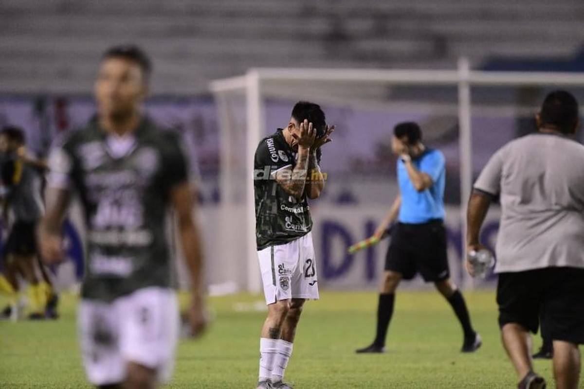 El pleito en las gradas del Olímpico, el eufórico festejo de Héctor Vargas ante su ex y la frustración de Keosseián