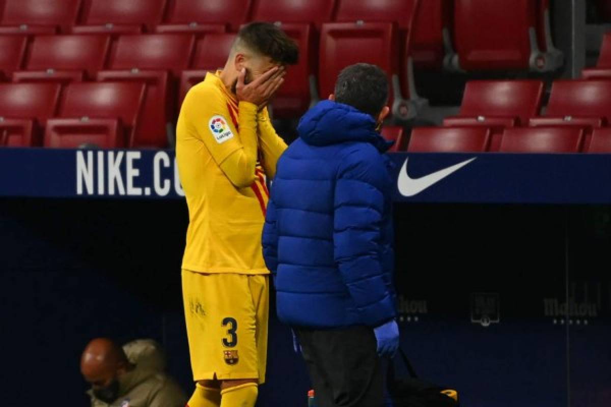 Fotos: La escalofriante lesión de Piqué y Messi, más frustrado que nunca en el Barcelona