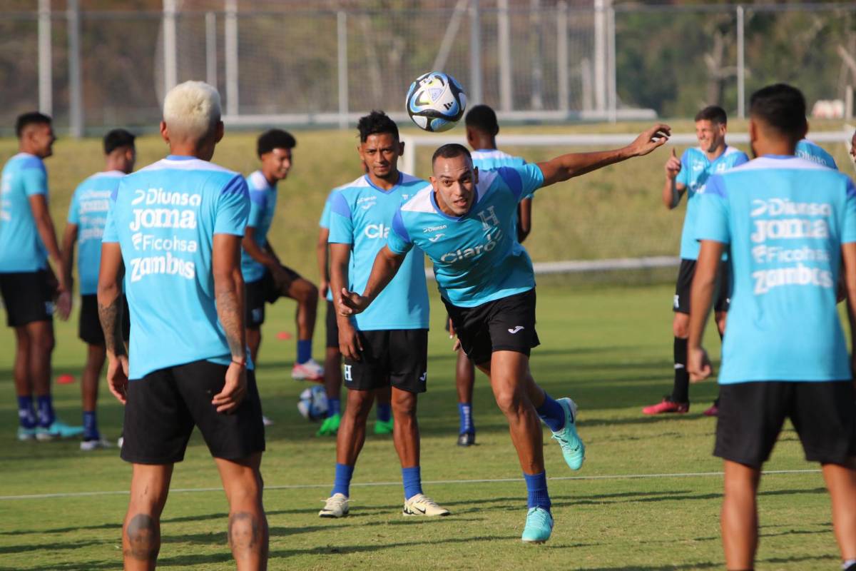 Honduras entrenó pensando en Costa Rica: Con un jugador incorporado de último momento y un “gringo” sorpresa
