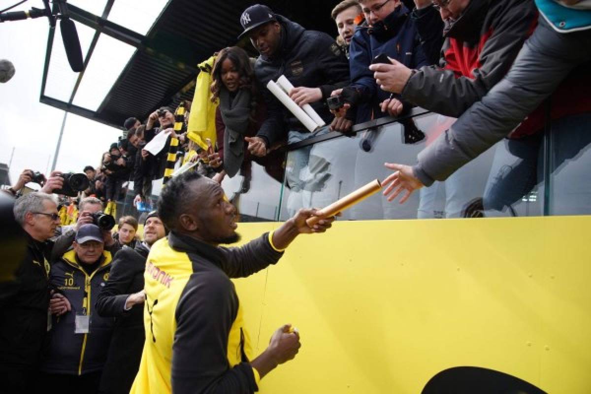 Usain Bolt realiza entrenamiento con el Borussia Dortmund