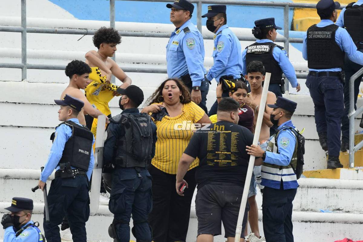 Vergonzosas imágenes: Así fueron los actos vandálicos de los aficionados del Real España en el estadio Olímpico tras perder la final