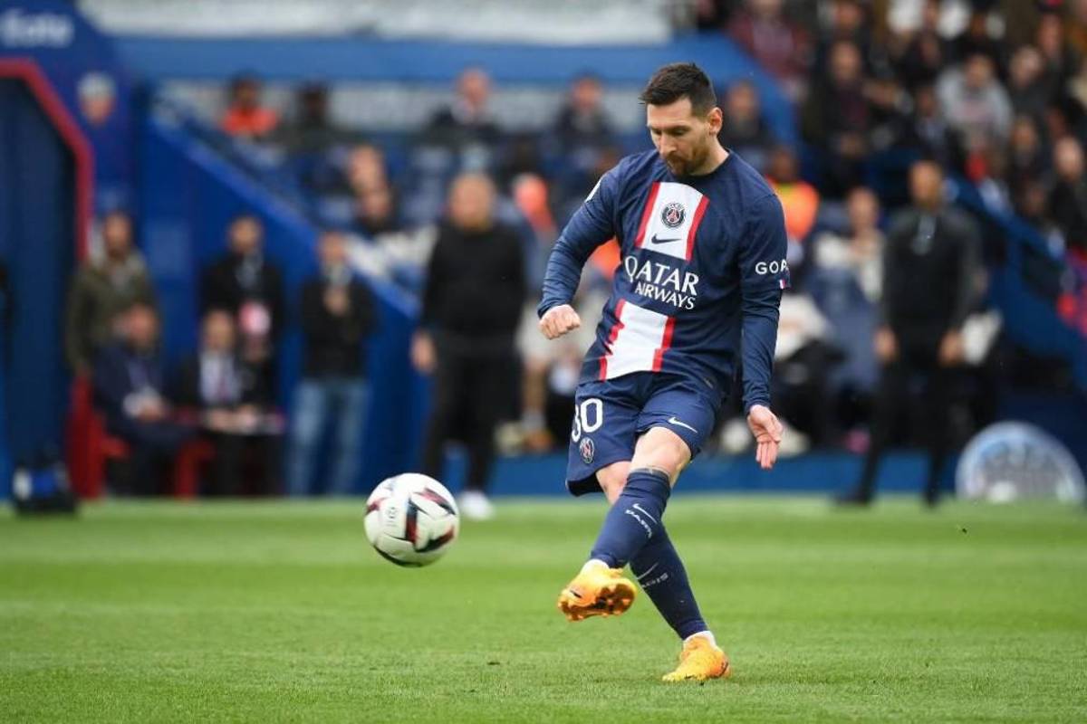 Anuncia la bomba: “Messi sabe las condiciones que ofrece Barcelona y no renovará con PSG; el contrato está redactado”