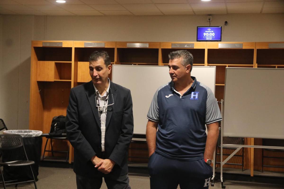¡De locos! Desde Jorge Messi y Mario Kempes, hasta “Residente”: Las personalidades que asistieron al Hard Rock para el Honduras-Argentina