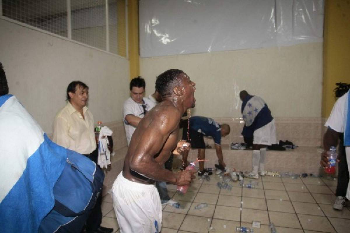 FOTOS: Edgar Álvarez, el 'Moskyto' que realizó sus locuras en el fútbol