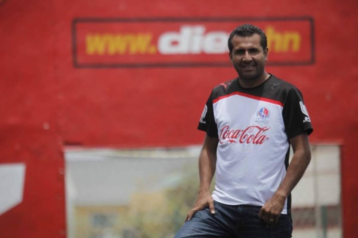 Los exfutbolistas de Honduras que se involucraron en el mundo del periodismo