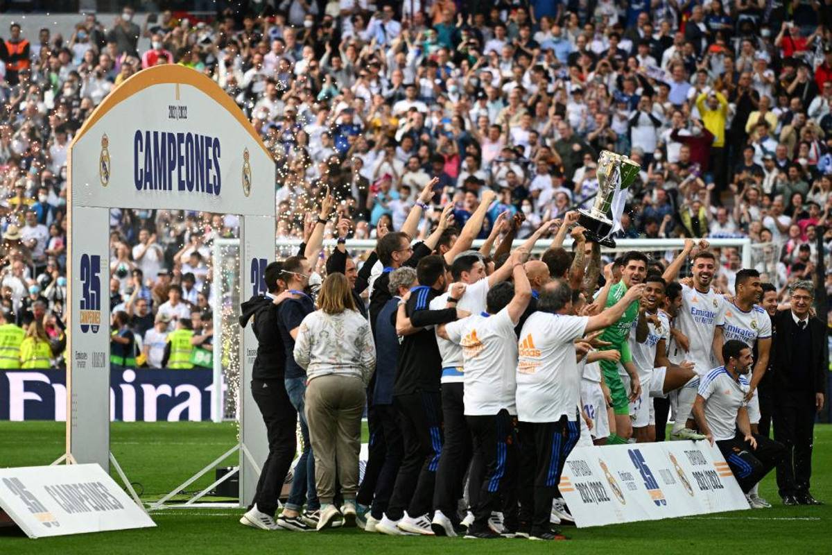 Fotos: Así celebró el Real Madrid su título 35 en la Liga de España; el crack que no llegó al festejo y el gesto de Marcelo