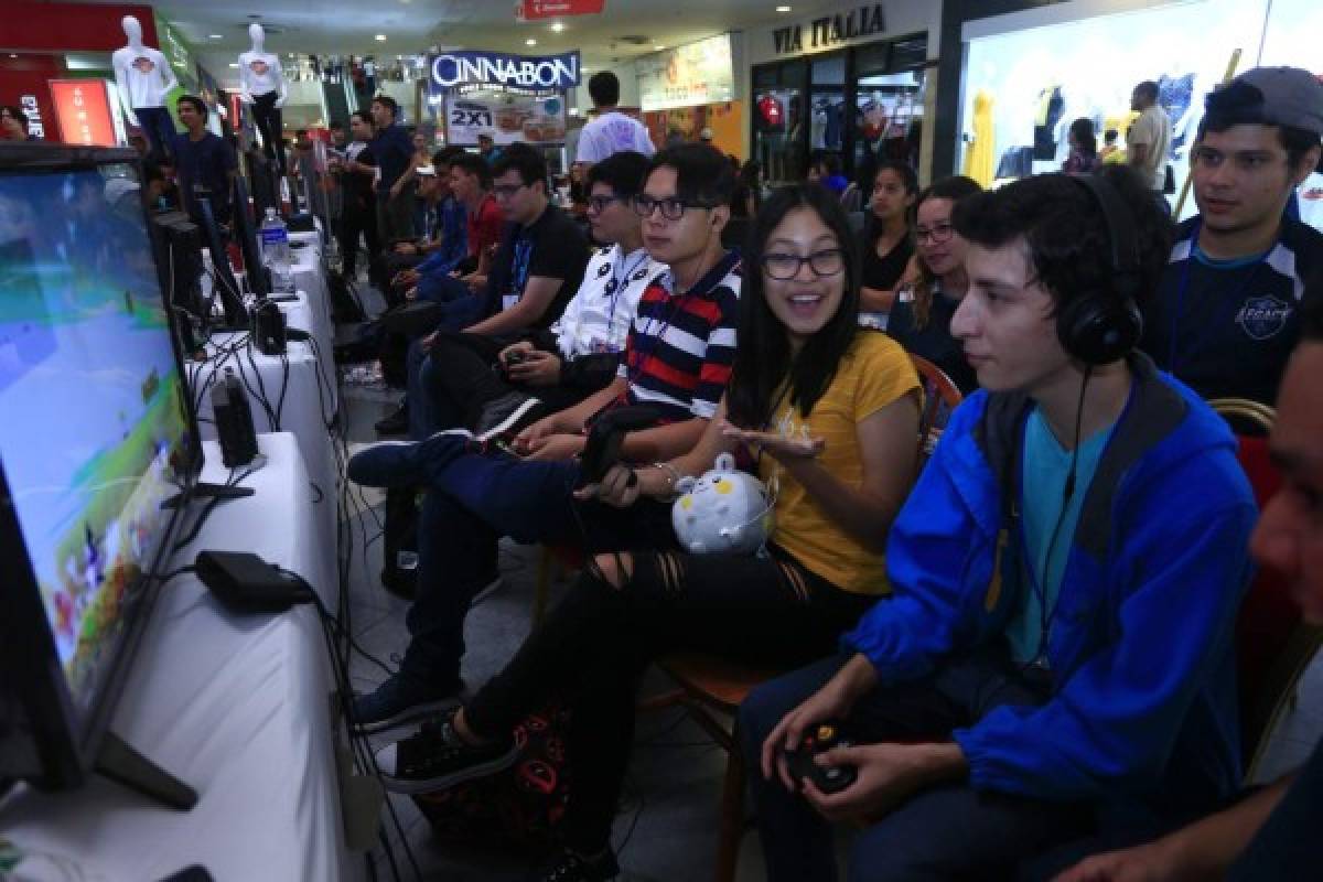 ¡Una locura! Así se vivió el torneo SMASH de DIEZ en Galerías del Valle