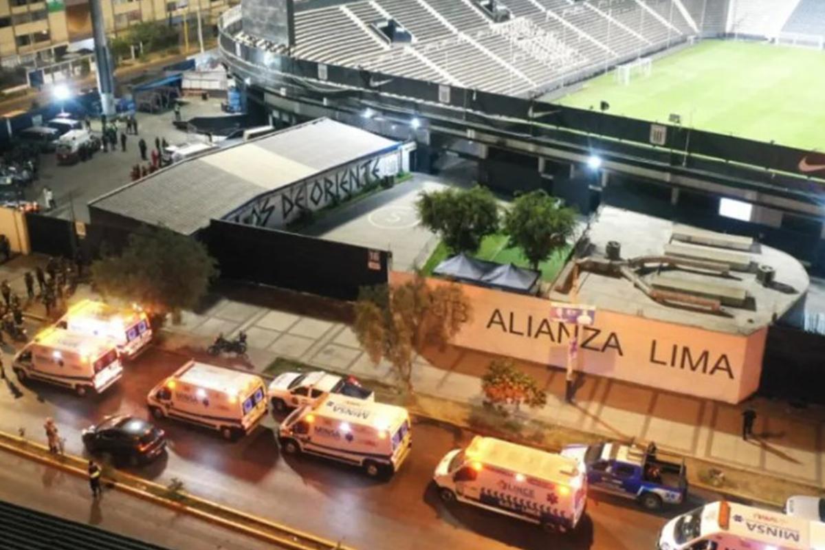 Tregedia en Perú: un muerto y 60 heridos por una estampida en el 'banderazo' de la afición de Alianza Lima