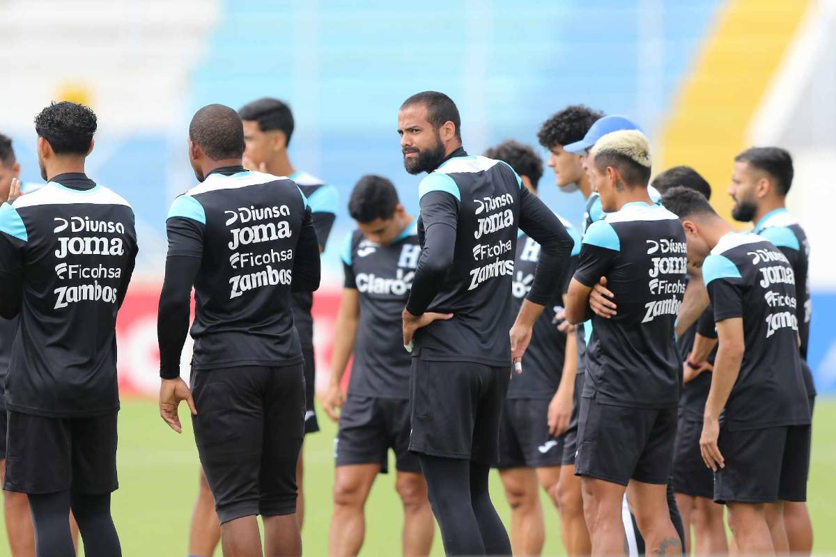 ¿Buba o Menjívar? Rueda pule su listado, el nuevo portero de la Selección; así cerró el morfociclo en el estadio Nacional