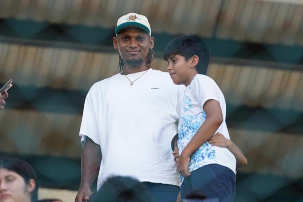 Belleza en el Puerto, Castellón en silla de ruedas y por qué no jugó Welcome; paliza de Motagua sin público