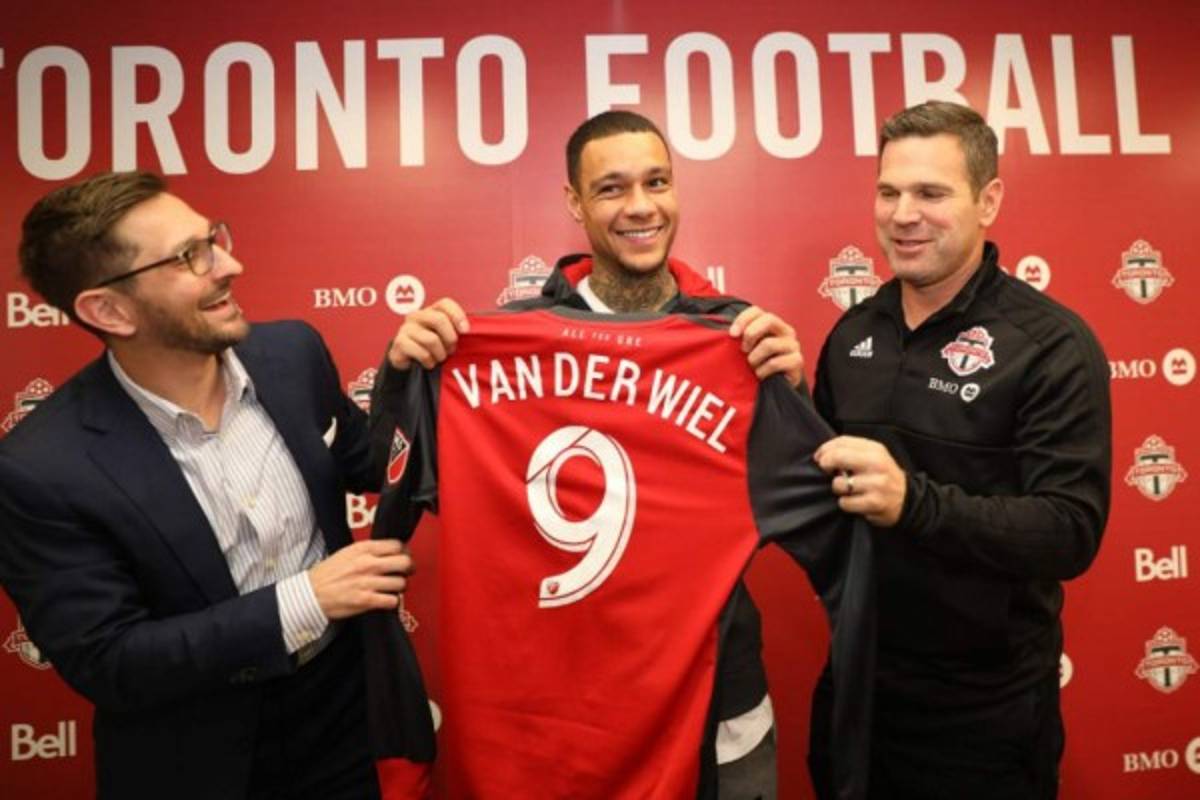 IMPENSADOS: Malouda, Forlán, Cahill, Robinho y los fichajes que nadie cree del mercado de invierno