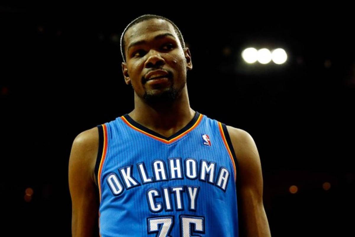Kevin Durant supera la marca de Michael Jordan
