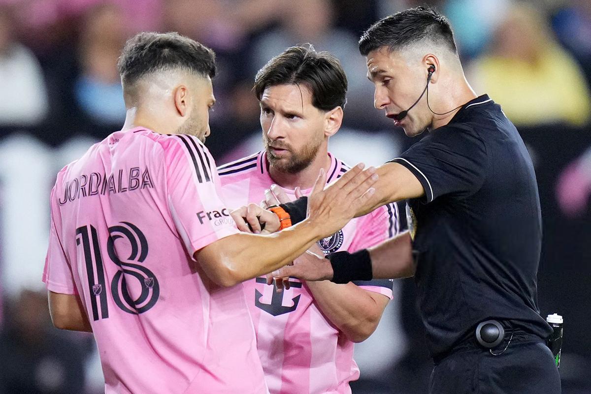 Messi fue la figura y explotó contra el árbitro: Inter Miami empata ‘in extremis’ ante New York City en la MLS 2025